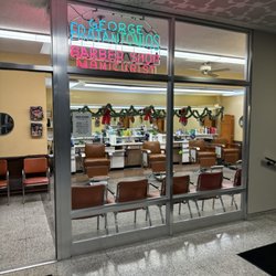 Fratantonio's Barbershop - Getting ready for Christmas!