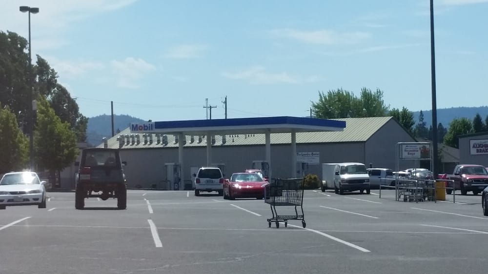 MOBILE GAS & MINI MART Updated June 2024 2386 A W Main St, Medford
