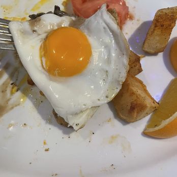 John's Place - Breakfast & Brunch Near Me - Victoria, British Columbia