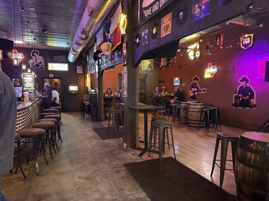 El Honky Tonk by null