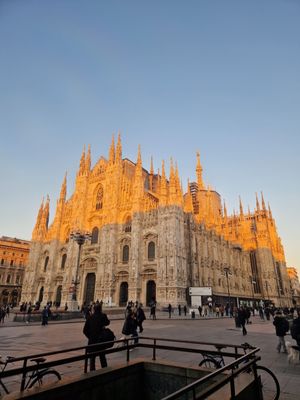 Piazza del Duomo by null