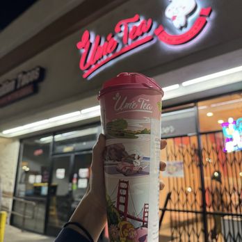 Ume Tea - Passionfruit Passion Fruit Green Tea w/ Boba And Lychee Jelly in a Surprise Cup - Bubble Tea Near Me - Los Angeles, California Ume Tea - Passionfruit Passion Fruit Green Tea w/ Boba And Lychee Jelly in a Surprise Cup - Bubble Tea Near Me - Los Angeles, California