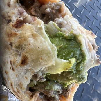 La Piñata Taqueria - Real, actual, generous slices of tasty avocado! - Food Trucks Near Me - Vallejo, California La Piñata Taqueria - Real, actual, generous slices of tasty avocado! - Food Trucks Near Me - Vallejo, California