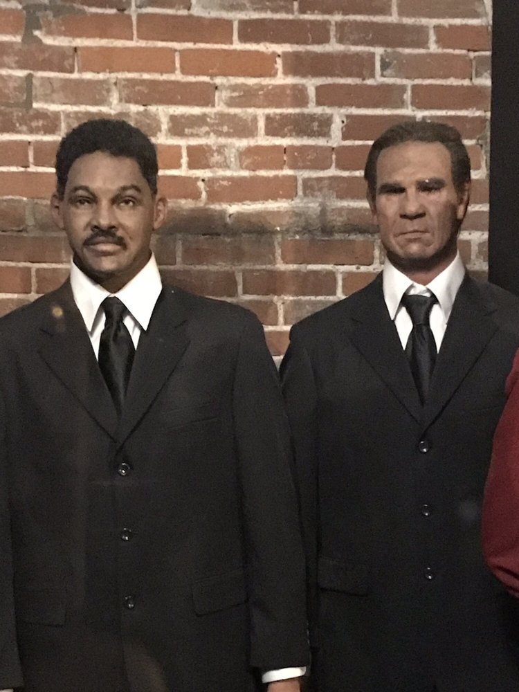 Wax Museum of St Louis, St. Louis Roadtrippers