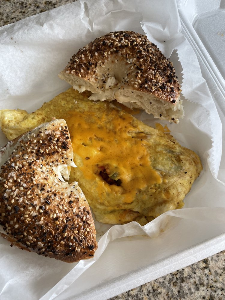 CHARLESTON BAGEL 72 Photos & 106 Reviews 656 Long Point Rd, Mount
