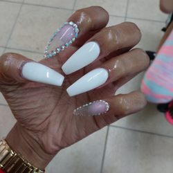 Jim Miller Bazaar - Nails always on Point
#DennisDidMyNails