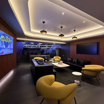 Crypto Arena - Suite - Stadiums & Arenas Near Me - Los Angeles, California