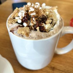 Monument view Coffee shop - S'mores Mocha