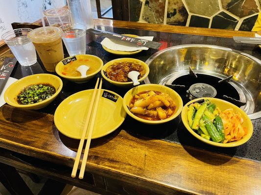 Chun La Hao Chong Qing Hot Pot by null