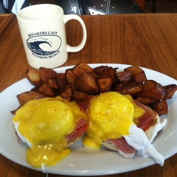 Breakers Café - Eggs Monaco - Breakfast & Brunch Near Me - Stinson Beach, California Breakers Café - Eggs Monaco - Breakfast & Brunch Near Me - Stinson Beach, California