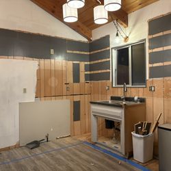 Cabinet Factories Outlet-Redlands - CABIN PICTURE - BEFORE
