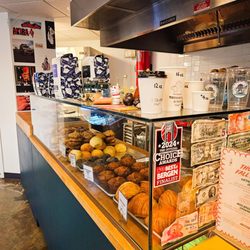 Thumbody - Various bread and pastries