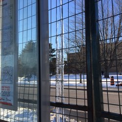 Tunney's Pasture Transit Station - Not too cold, really. This will hopefully be gone by Monday... if the weatherman is right!