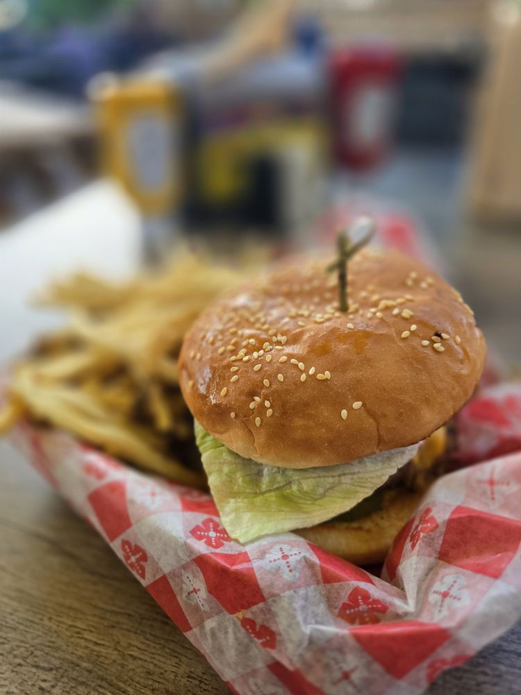 Food from Laguna Burger