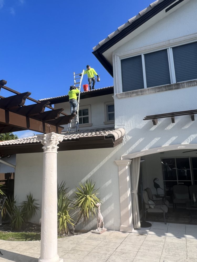 Slide of Salomon Roofing & Waterproofing