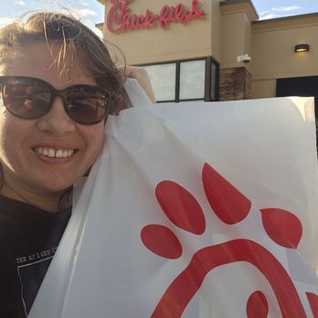 Chick-fil-A - Fast Food Near Me - Fayetteville, Arkansas Chick-fil-A - Fast Food Near Me - Fayetteville, Arkansas