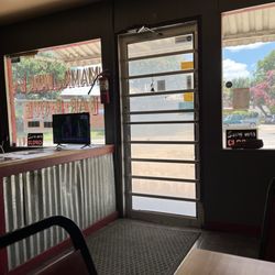 Mama & Papa B's Bar-BQ