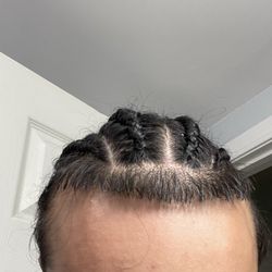 The hair is so looose , she didn't bother to catch any hairs
