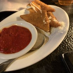 Paesano's Italian Restaurant - Motzarella sticks