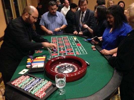 4 of a Kind Casino Entertainment