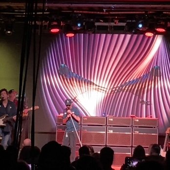 Austin's Fuel Room - Billy Bob Thorton and the Boxmasters - Music Venues Near Me - Libertyville, Illinois Austin's Fuel Room - Billy Bob Thorton and the Boxmasters - Music Venues Near Me - Libertyville, Illinois