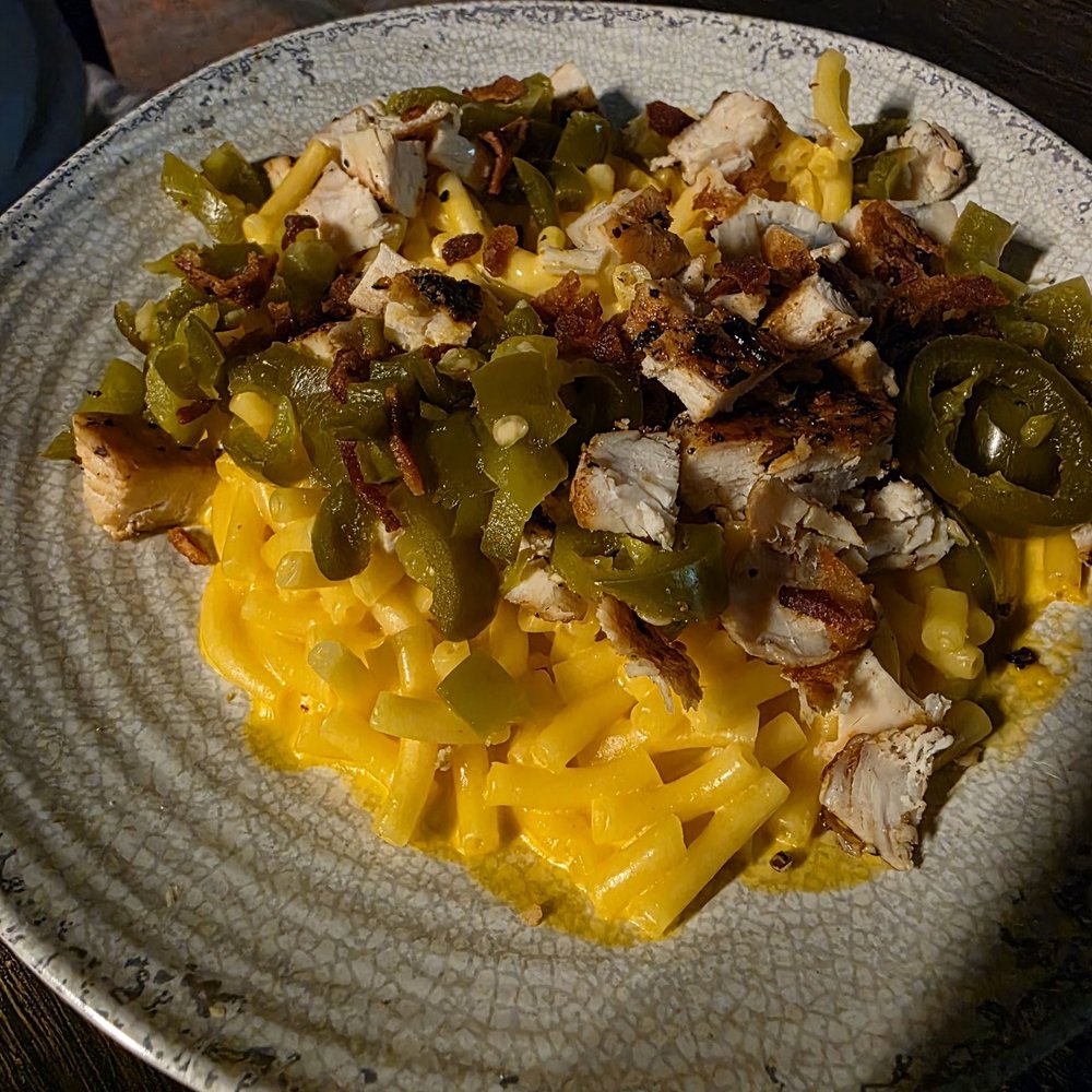 Patrick Clay's Icon Tavern - Loaded Mac and cheese - Sports Bars Near Me - Odessa, Texas