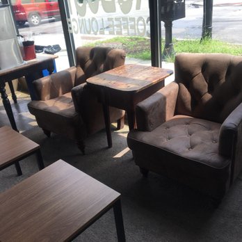 Robust Coffee Lounge - Cozy chairs. - Breakfast & Brunch Near Me - Chicago, Illinois Robust Coffee Lounge - Cozy chairs. - Breakfast & Brunch Near Me - Chicago, Illinois