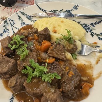 Delices Du Chef - Beef bourguignon with mashed potatoes - French Near Me - Torrance, California
