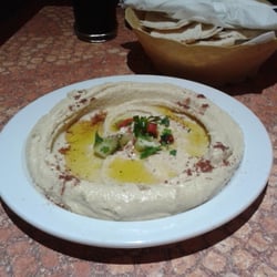Habibi Lebnen - Hummus!