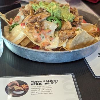 Tom’s Watch Bar - Loaded Nachos - Sports Bars Near Me - Orlando, Florida
