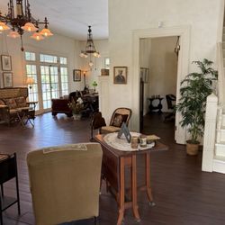 Edison & Ford Winter Estates - Living Room
