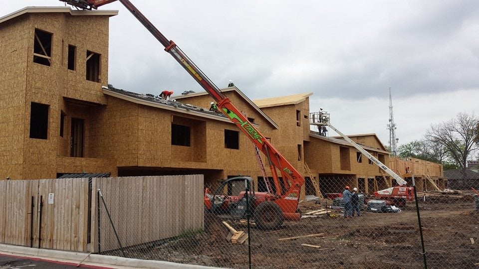 Slide of Mr. Roofing Contractors