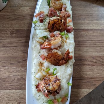 Surfside Rooster - Shrimp and grits side plate - American Near Me - Ocean City, Maryland
