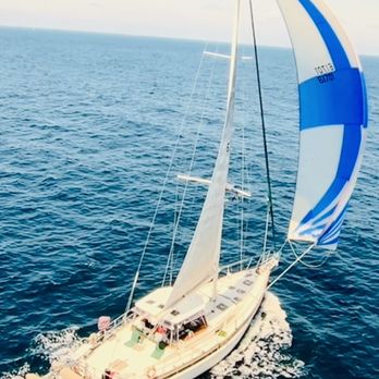 XTasy Cruises - Kite sailing - Boat Charters Near Me XTasy Cruises - Kite sailing - Boat Charters Near Me