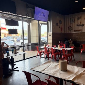 LA Crawfish - More seating - Cajun/Creole Near Me - San Antonio, Texas