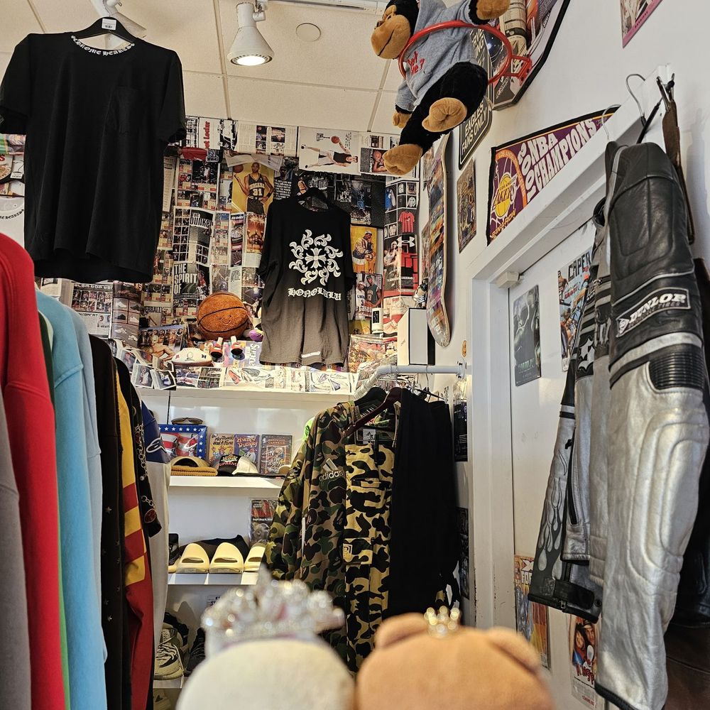 Sole World - We like that plushie in the basketball hoop...LOL! - Shoe Stores Near Me - Waipahu, Hawaii Sole World - We like that plushie in the basketball hoop...LOL! - Shoe Stores Near Me - Waipahu, Hawaii