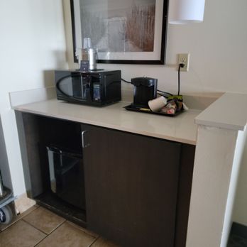 DoubleTree Resort by Hilton Myrtle Beach Oceanfront - "Kitchen" area - Hotels Near Me - Myrtle Beach, South Carolina DoubleTree Resort by Hilton Myrtle Beach Oceanfront - "Kitchen" area - Hotels Near Me - Myrtle Beach, South Carolina