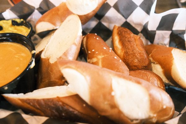 Phoenix Upper Main by null