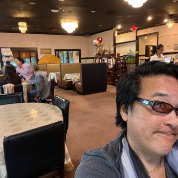 Canton Cook - Very bright fluorescents and open spaces and many tables and booths. - Chinese Near Me - Marietta, Georgia Canton Cook - Very bright fluorescents and open spaces and many tables and booths. - Chinese Near Me - Marietta, Georgia