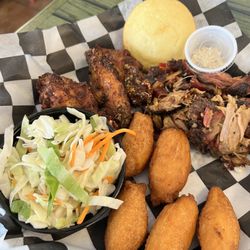 Old Carolina Barbecue Company - Two Meat Platter