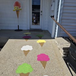 Six Scoops Ice Cream Shop - Enterance