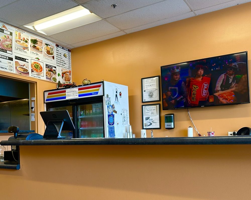 Chini's Burritos