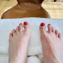 Nothing But Nails - My 65-min gel pedicure turned perfect.