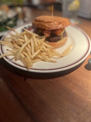Mike's American by null