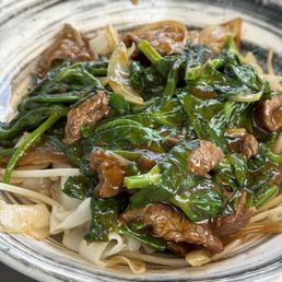 Wok-tossed Beef Rice Noodle Hu Tieu Xao Bo