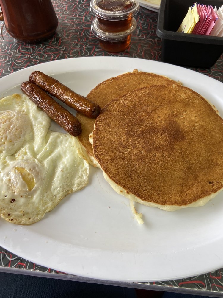 EASTSIDE LAMP POST RESTAURANT 20 Photos & 70 Reviews 2146 E Market