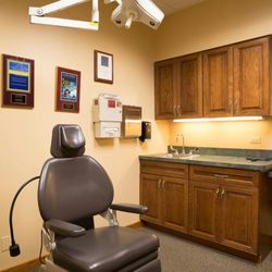 Chicago Hair Institute - Interior of Chicago Hair Institute | Oakbrook Terrace, IL