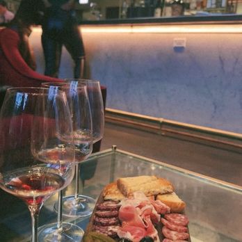 Ella Elli - Wine Bars Near Me - Chicago, Illinois