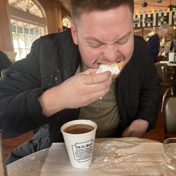 Cafe Du Monde - Inhaled begniet aftermath - Coffee & Tea Near Me - Metairie, Louisiana