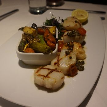 Ray's On the River - Day Boat Jumbo Sea scallops - Seafood Near Me - Sandy Springs, Georgia Ray's On the River - Day Boat Jumbo Sea scallops - Seafood Near Me - Sandy Springs, Georgia